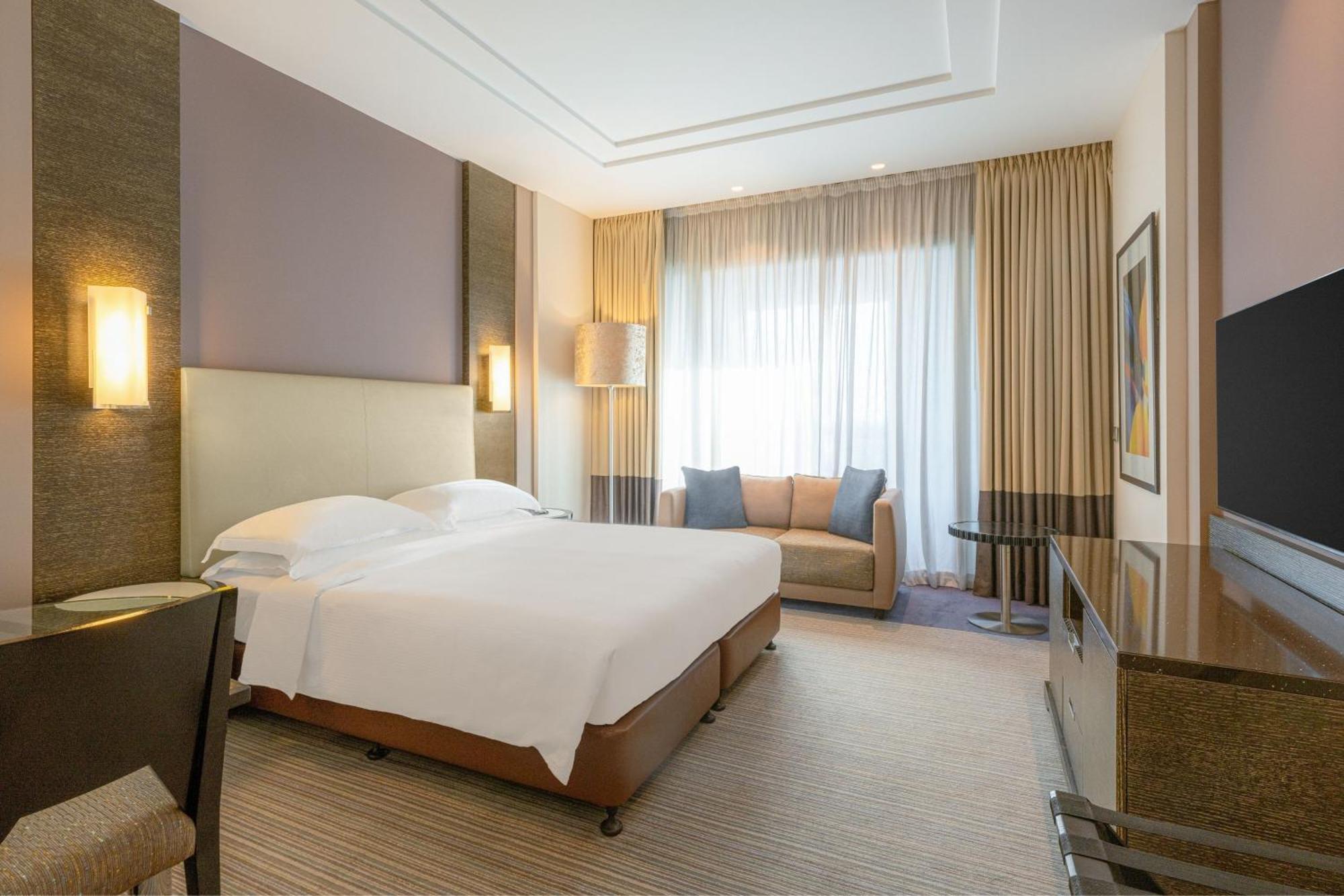 Four Points By Sheraton Al Ain Ngoại thất bức ảnh Deluxe Room