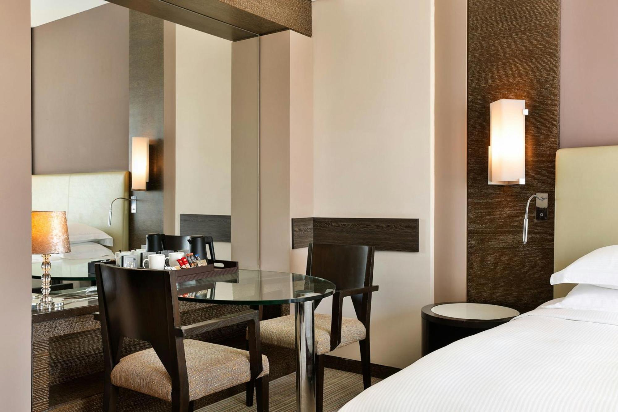 Four Points By Sheraton Al Ain Ngoại thất bức ảnh